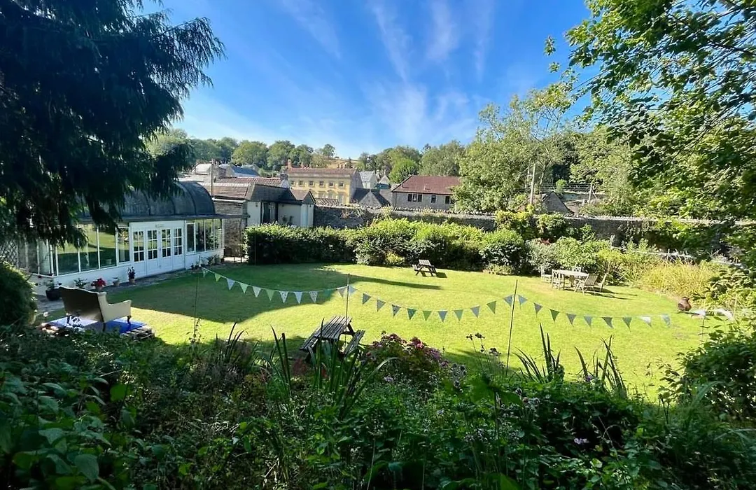 Bowlish House-1